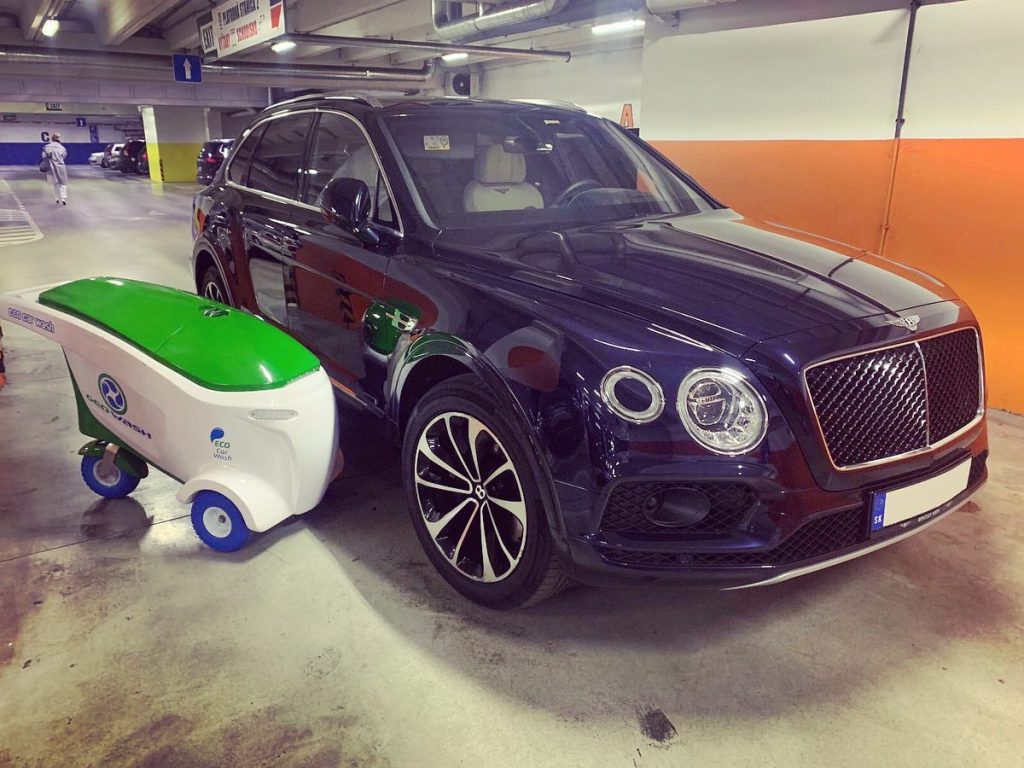 Zeytinburnu çevre dostu oto yıkama hizmeti WashMeUp ile sunuluyor.